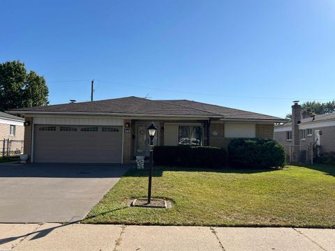 Photo of 35078 Cavant Drive, Sterling Heights City, MI 48310 (MLS # 58050190580)