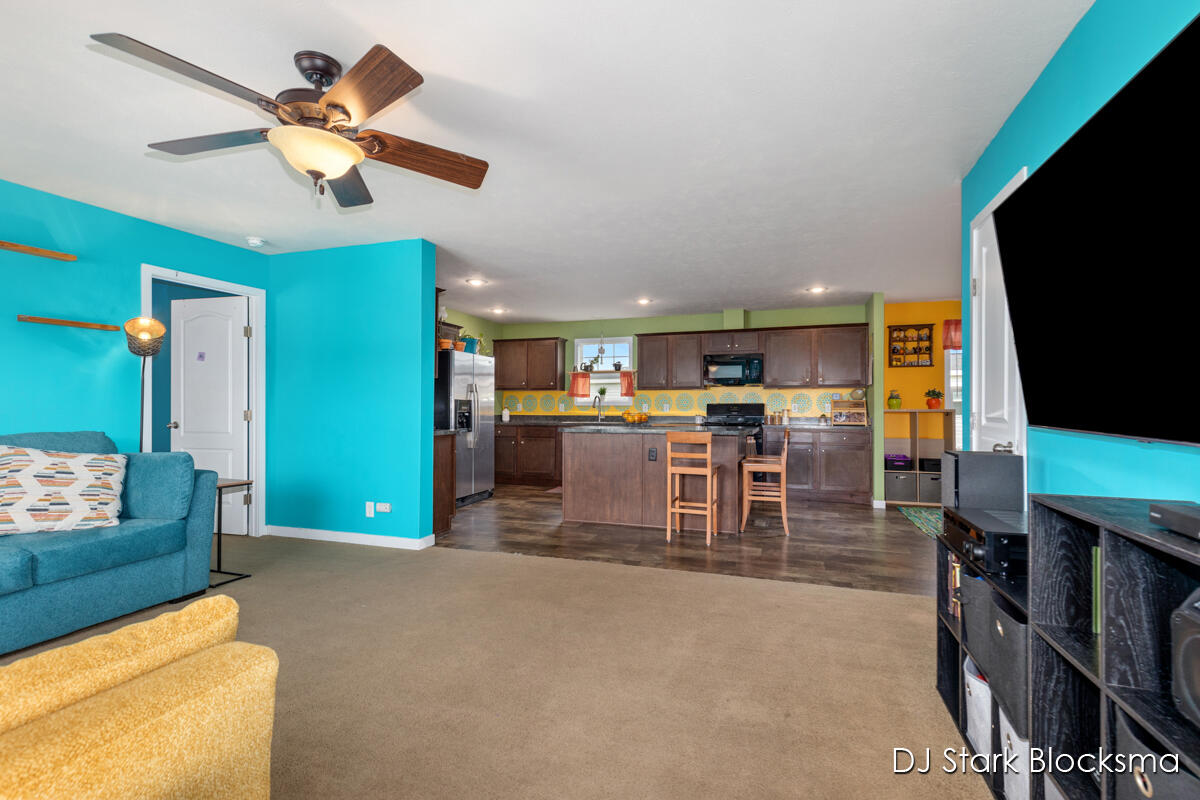 5492 Prancer Drive SE