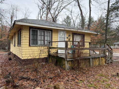 690 E Essex Drive Yates Township MI 49642