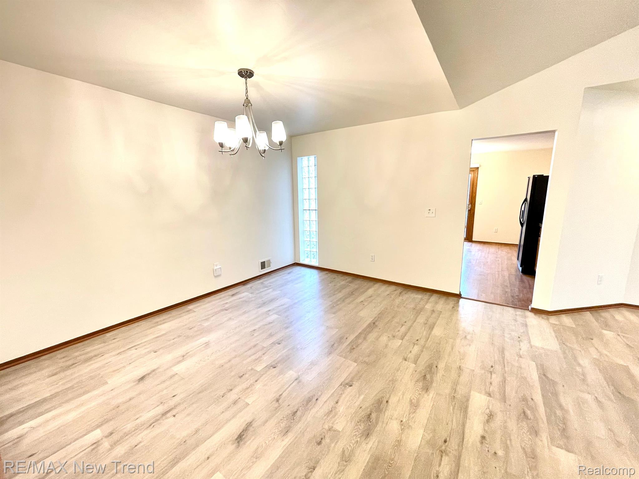 29583 SIERRA POINTE Circle