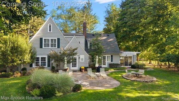 4901 ELMGATE DR, ORCHARD LAKE, MI 48324 - Image f56fb1a95fe0c52d3395188b8d22ae8a/1858026770
