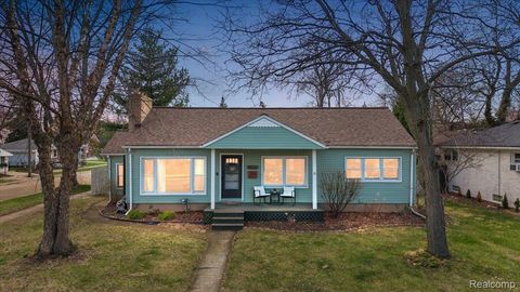 1920 Kalama Avenue Royal Oak City MI 48067