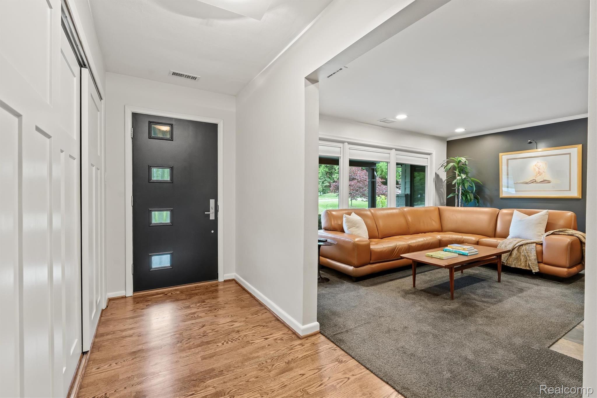 3885 Oakland Drive