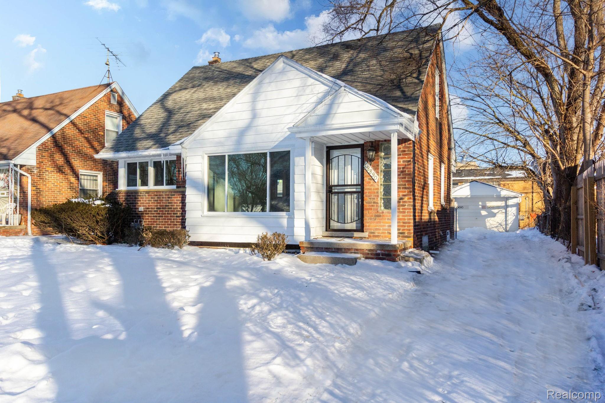 18890 Grayfield Street