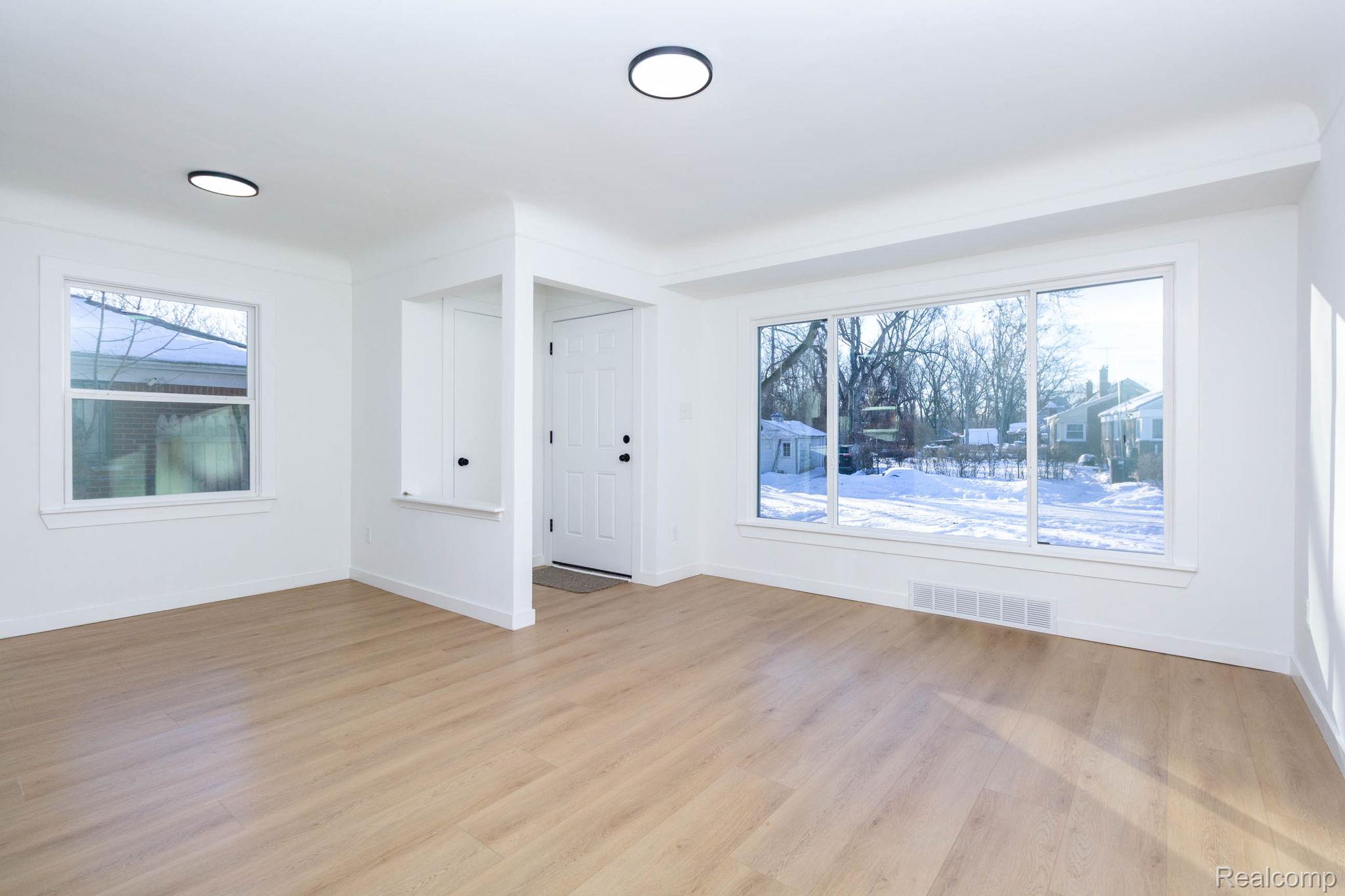 18890 Grayfield Street