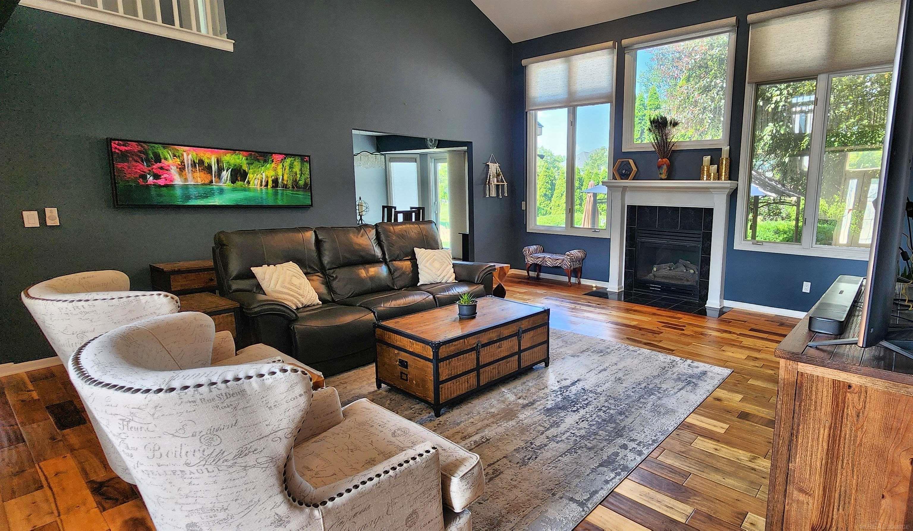 47337 Circle Crest Drive