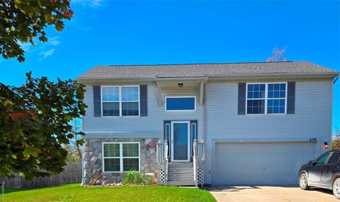 239 Andover Woods Drive Fenton City MI 48430