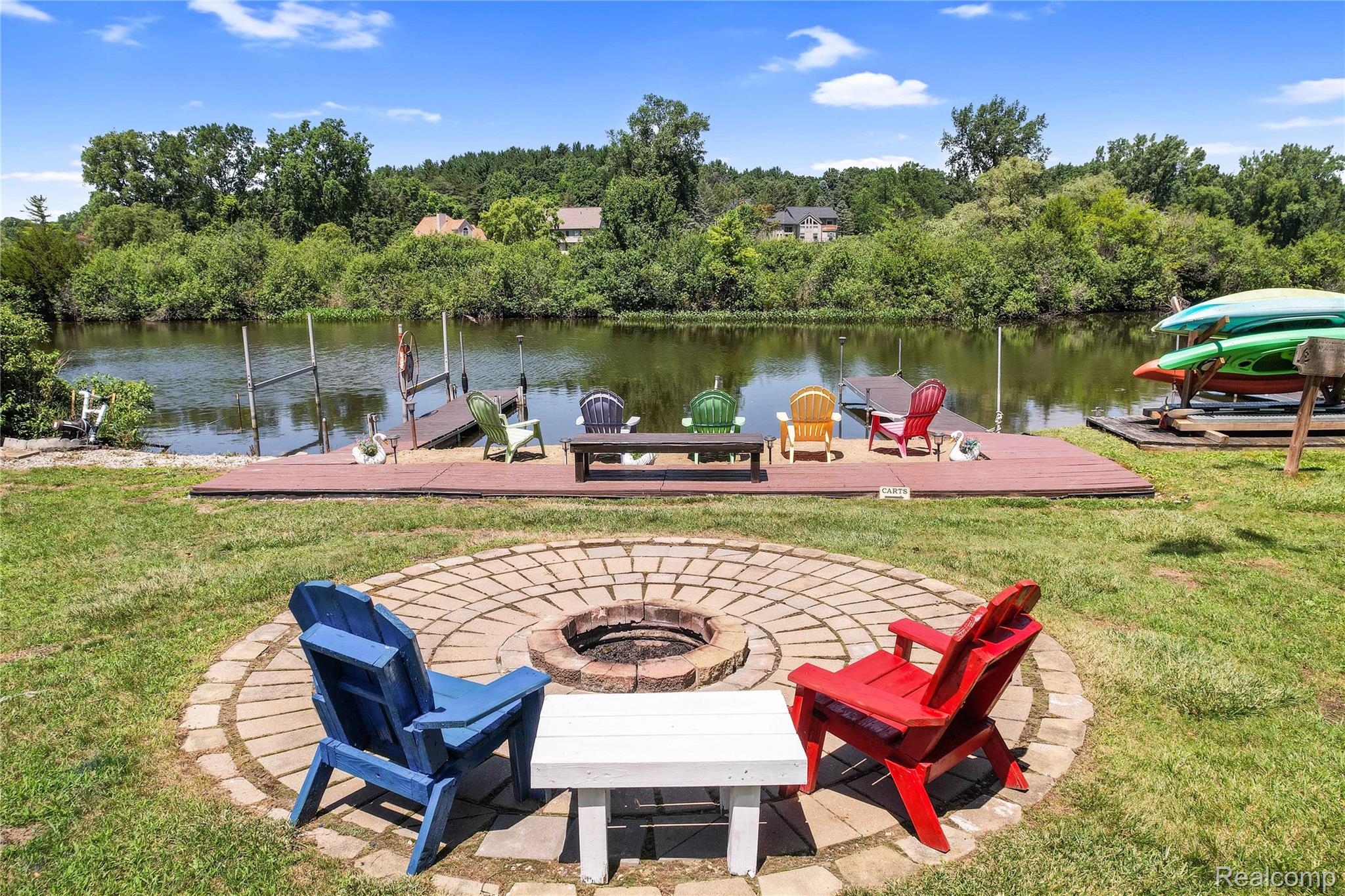 2985 Dana Pointe Drive