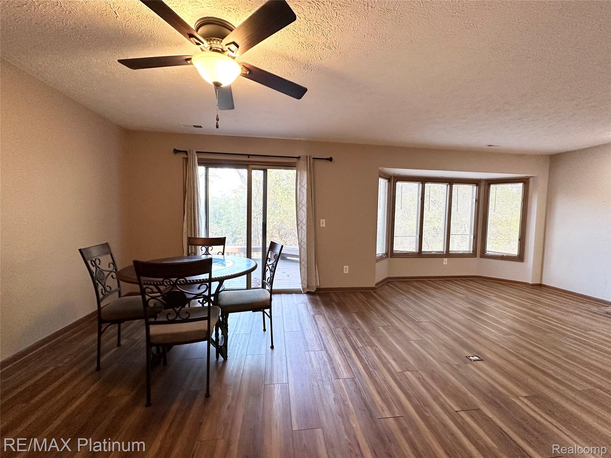 470 Woodstone Road 33