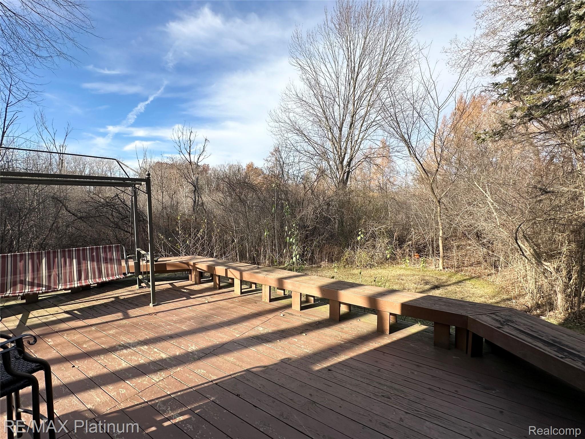 470 Woodstone Road 33