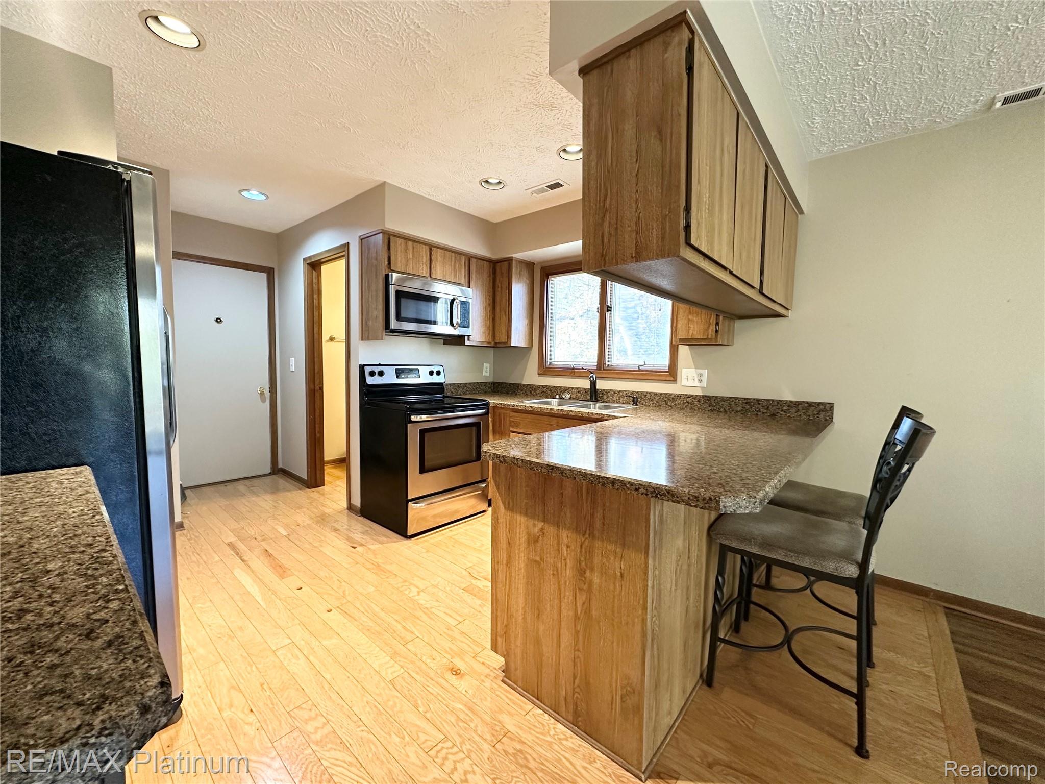 470 Woodstone Road 33