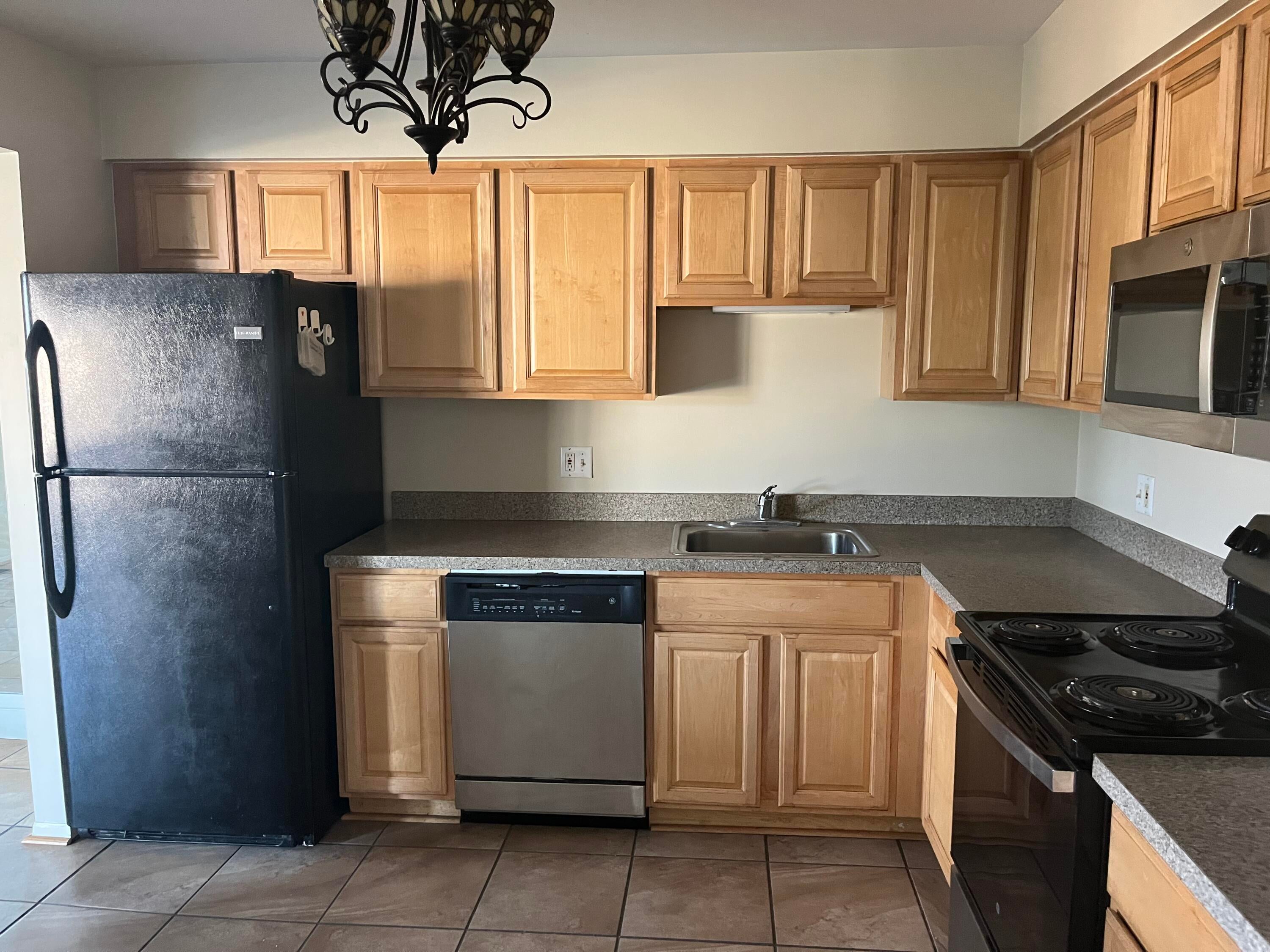 6103 Orchard Lake Road 203