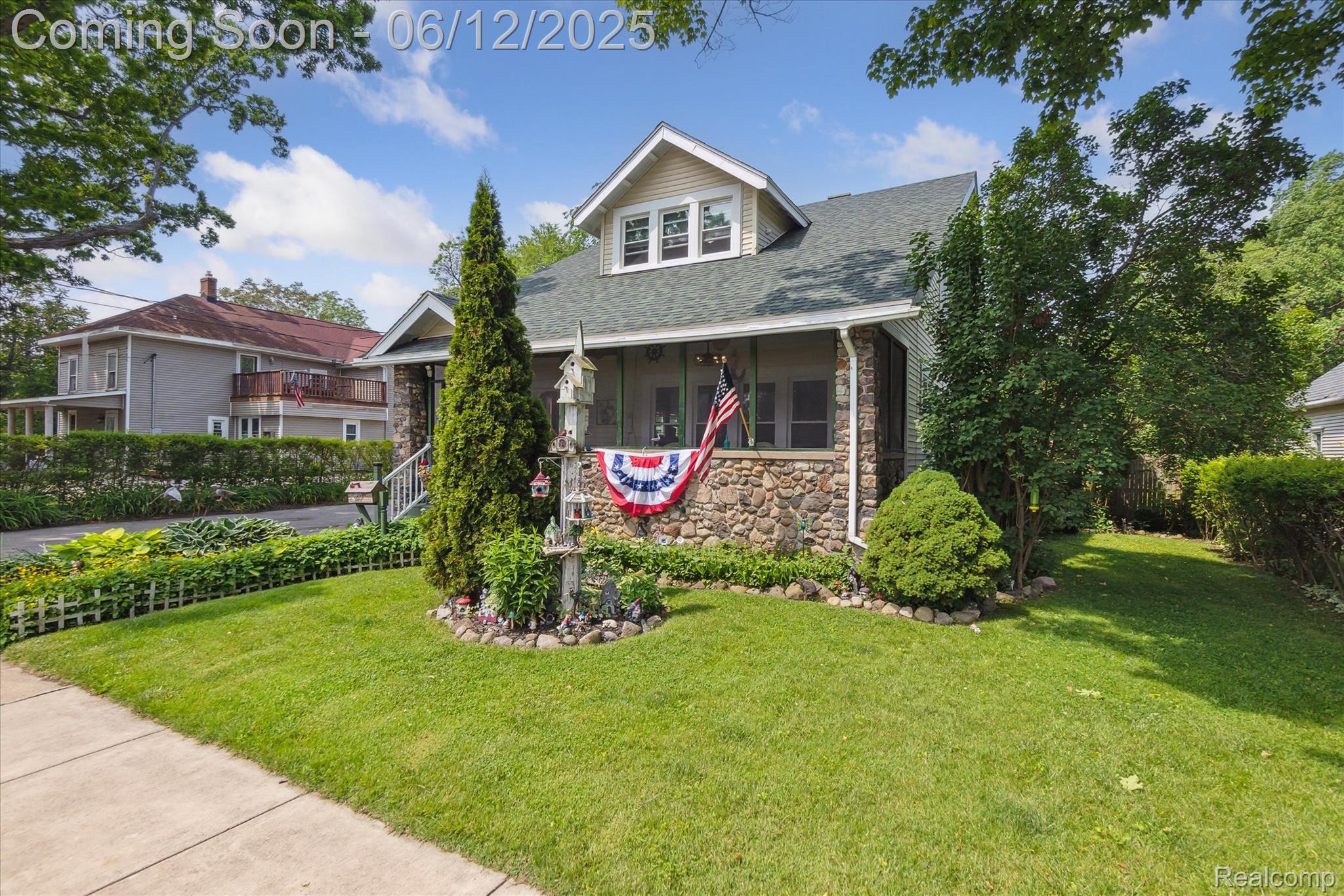 210 Washington Street
