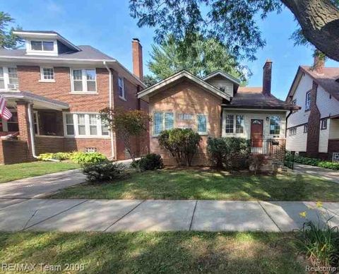 1032 Beaconsfield Avenue Grosse Pointe City MI 48230
