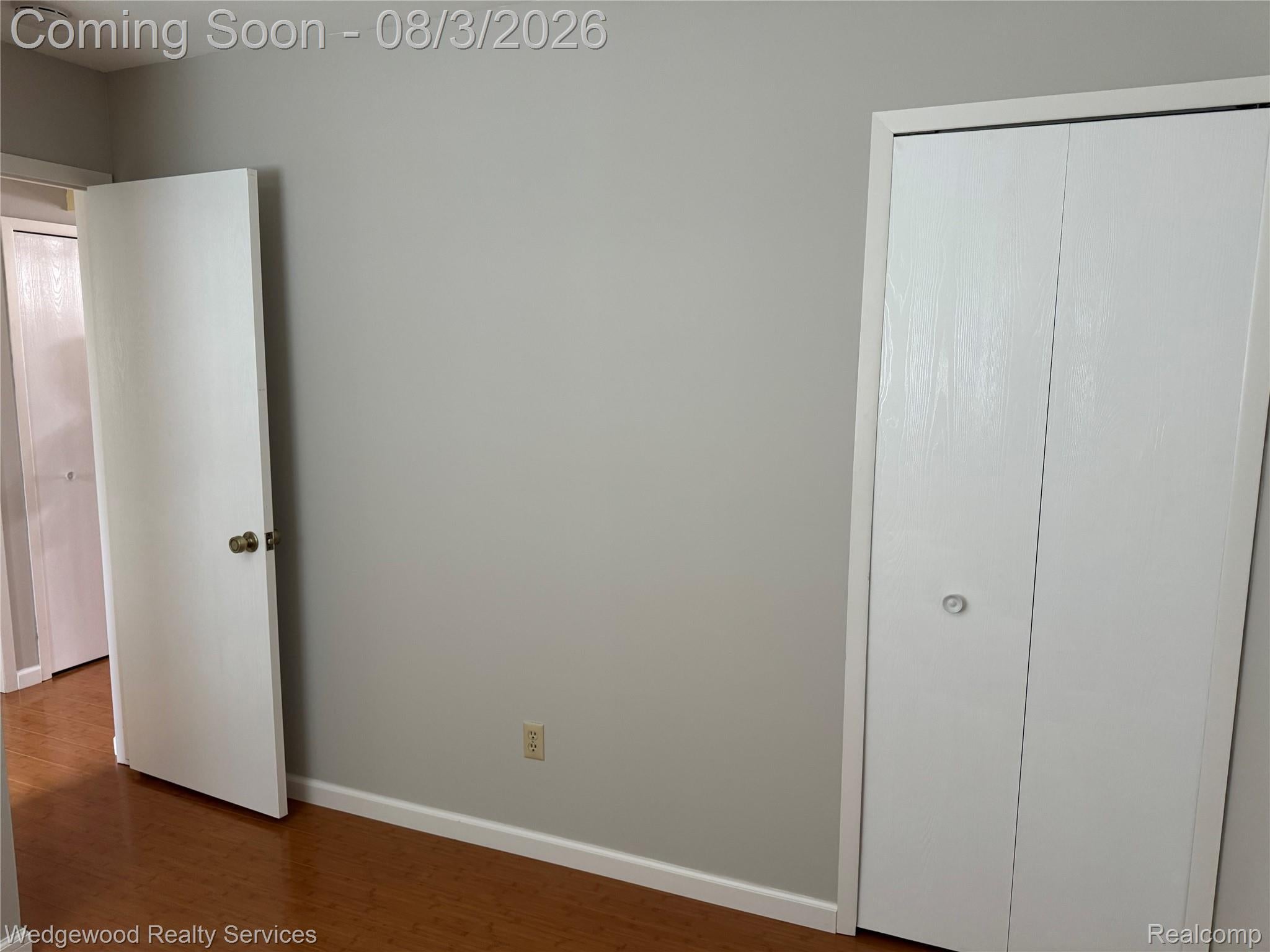 384 HILLCREST Court