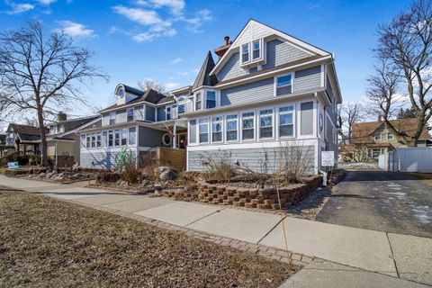 910 S WASHINGTON Avenue Royal Oak City Oakland MI 48067