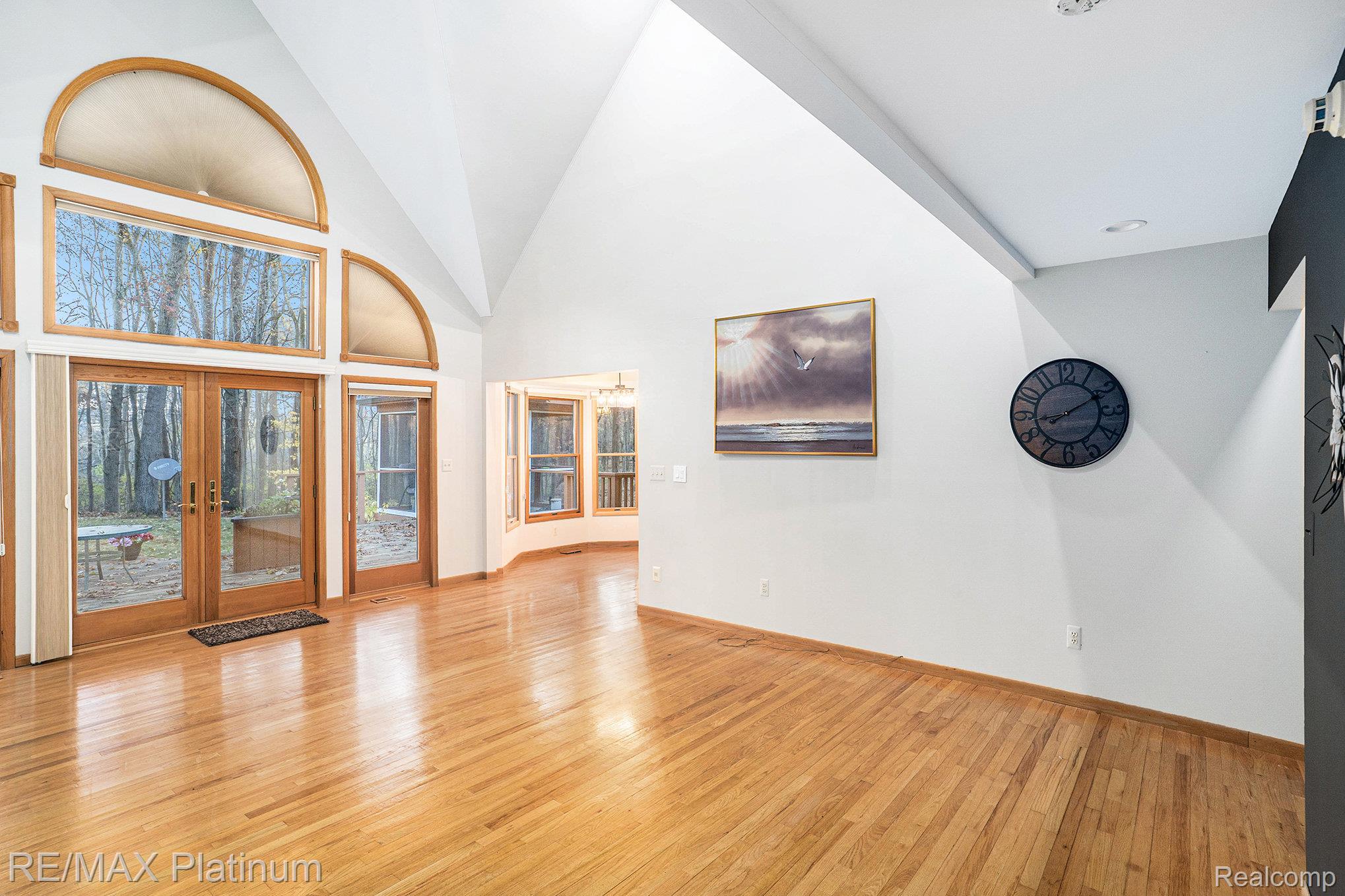 6489 CEDAR LAKE ROAD