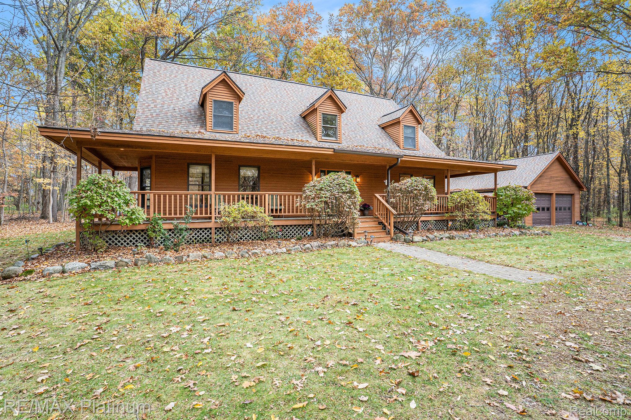 6489 CEDAR LAKE ROAD