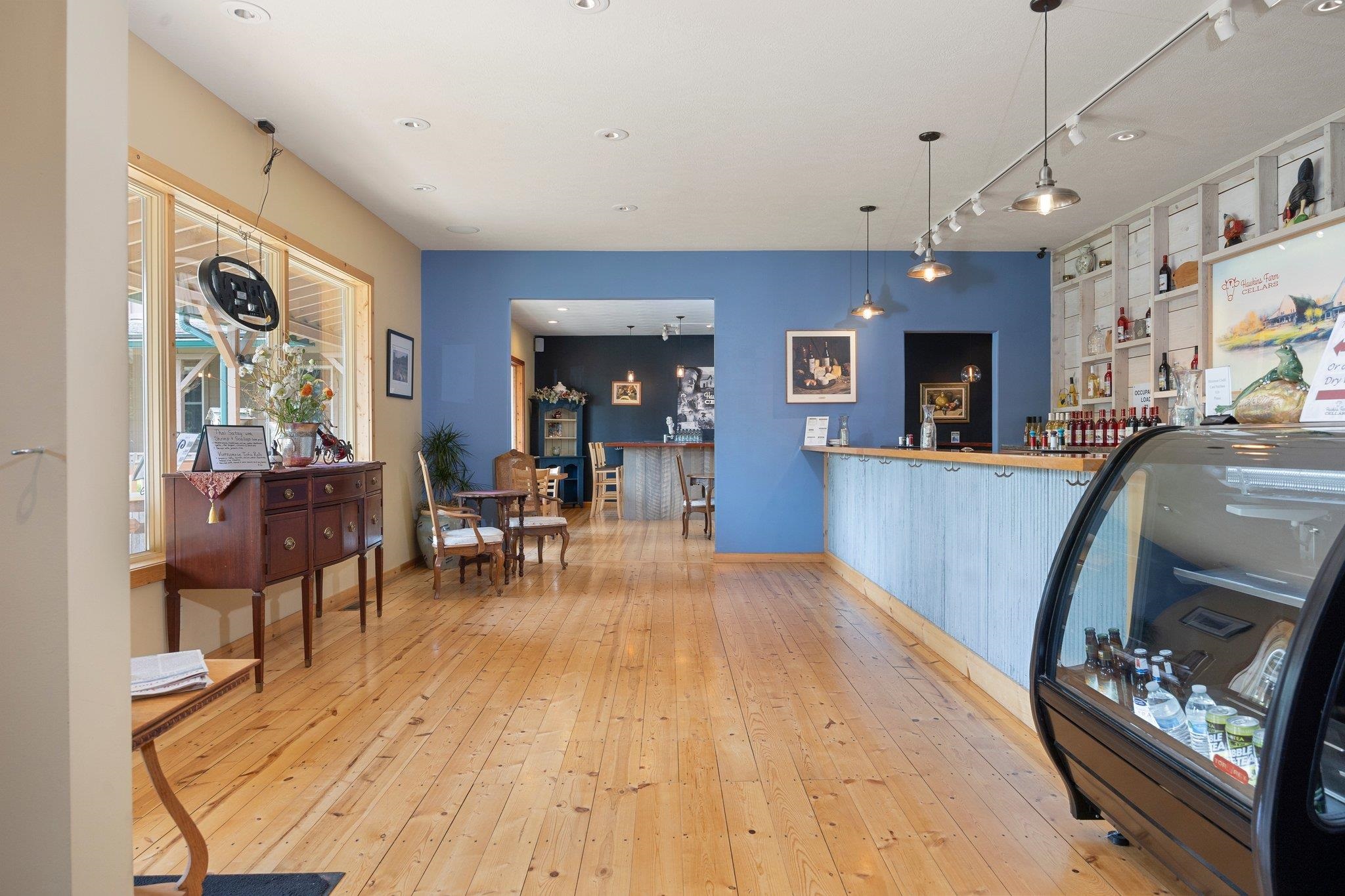 5046 S West Bay Shore