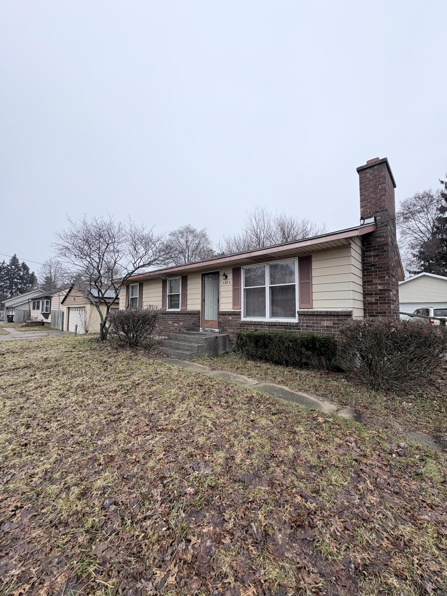 5682 Madison Avenue SE