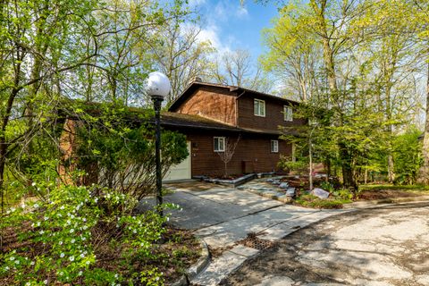 3949 Waldenwood Drive Ann Arbor City Washtenaw MI 48105