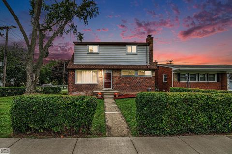 31201 Share Street St Clair Shores City MI 48082