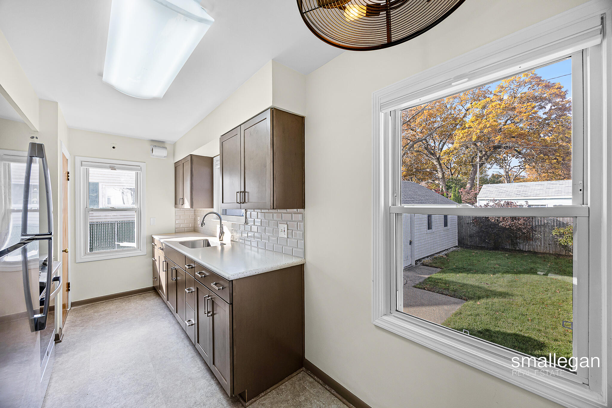 2545 Glenside Boulevard