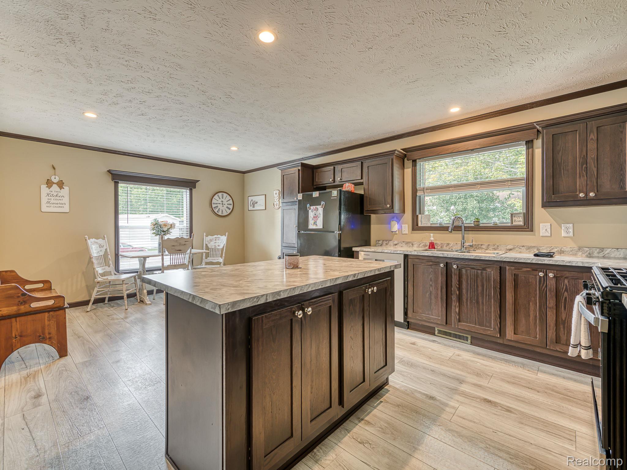 6988 McKean Road 193