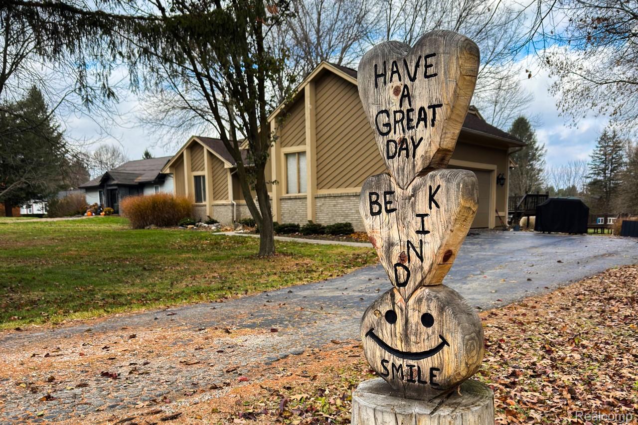 4250 White Oak Trail