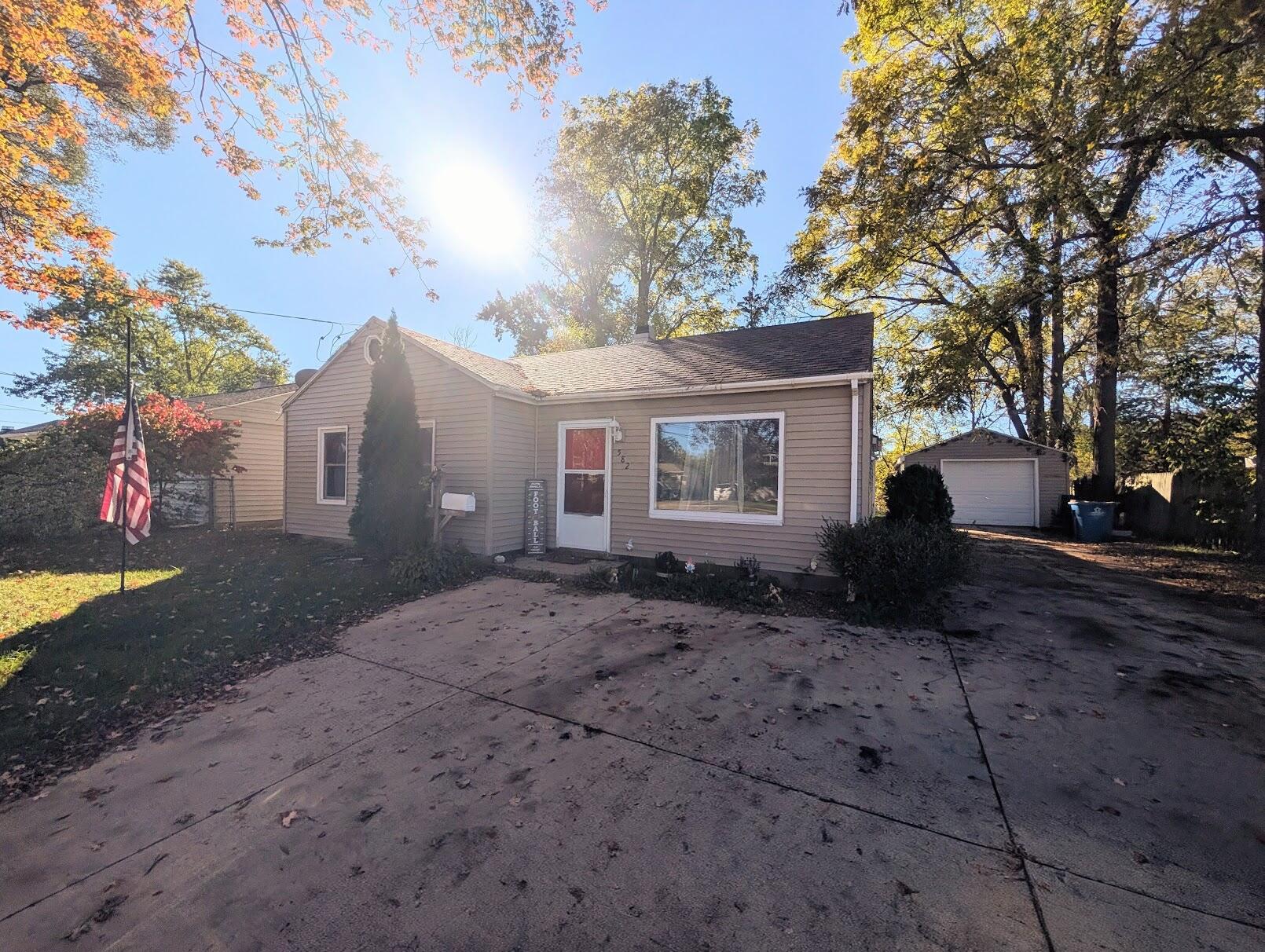 582 Riverside Drive