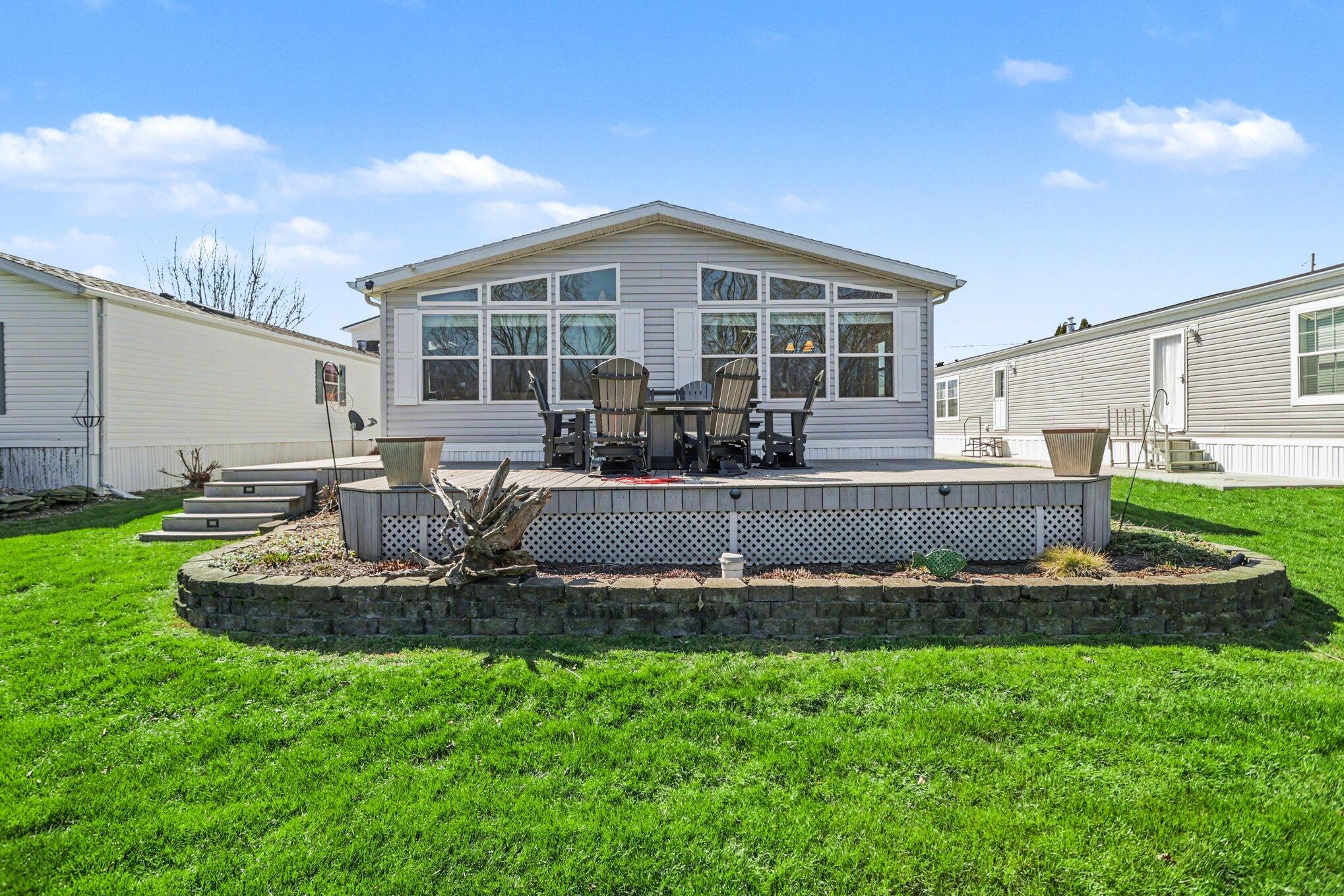 574 Maple Lane