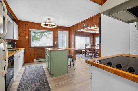 Tiny photo for 1105 Bay Drive, Tawas Township, MI 48763 (MLS # 79080073003)