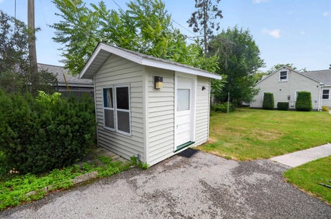 Tiny photo for 1105 Bay Drive, Tawas Township, MI 48763 (MLS # 79080073003)