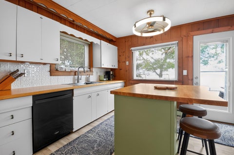 Tiny photo for 1105 Bay Drive, Tawas Township, MI 48763 (MLS # 79080073003)