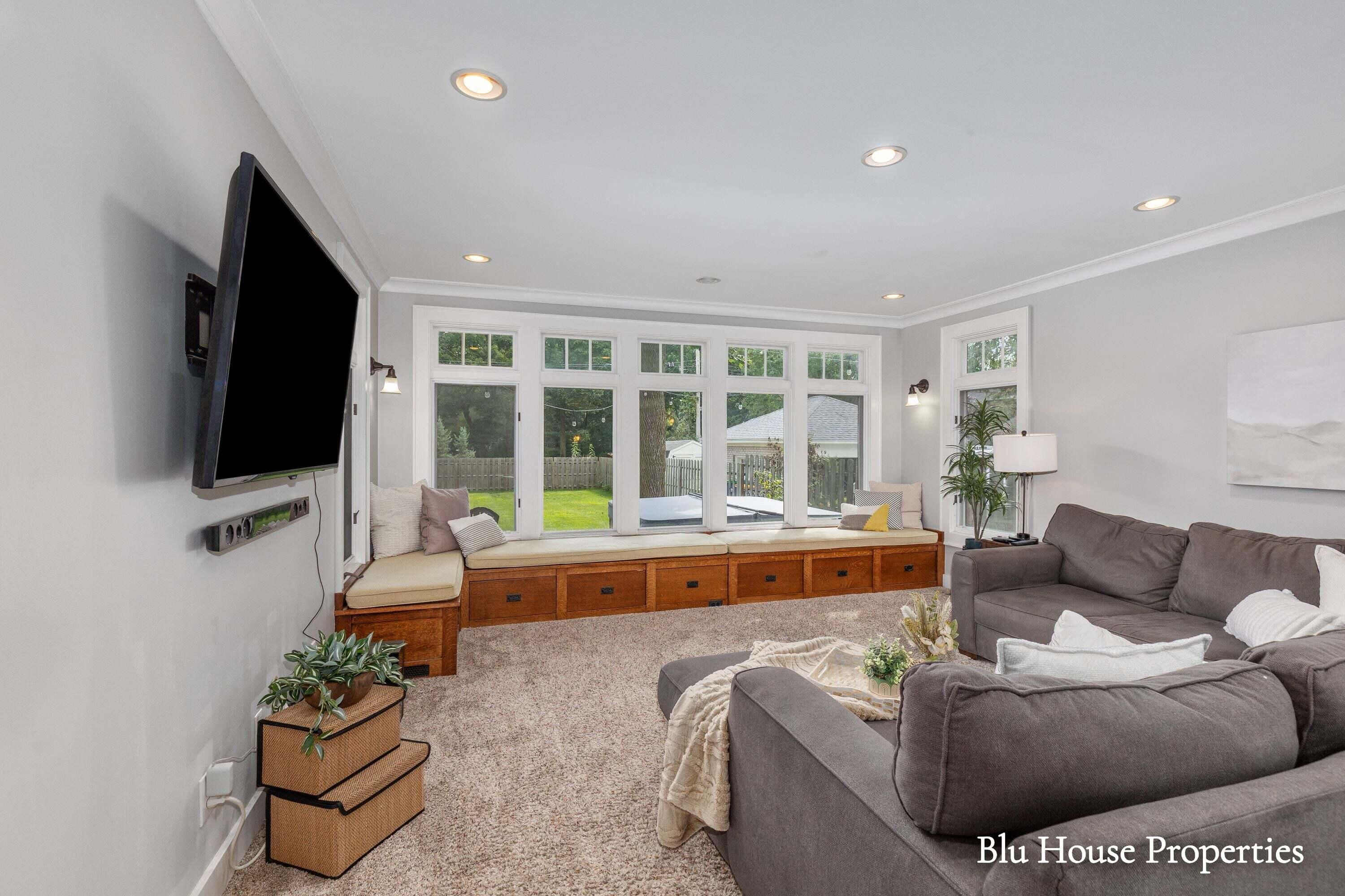 1024 Cadillac Drive SE