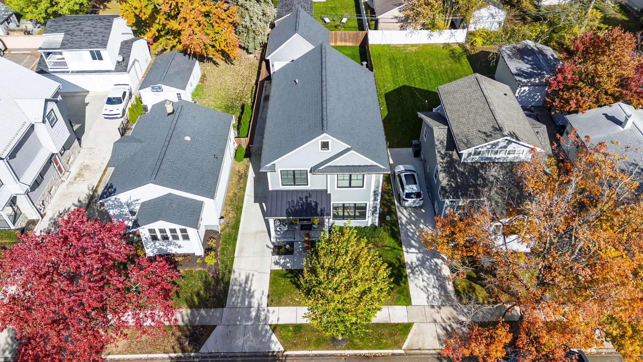 1323 Bennaville Avenue