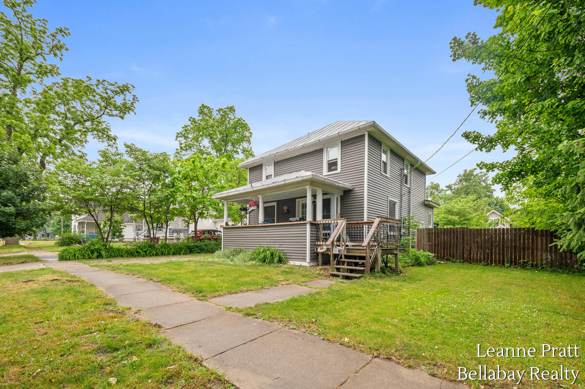727 E Clinton Street