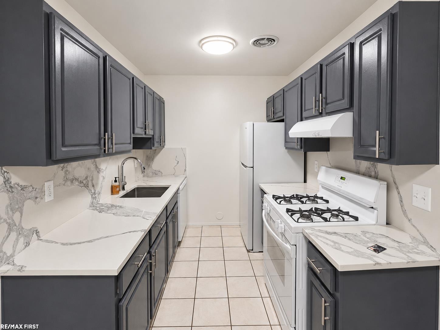 38255 Fairway Court