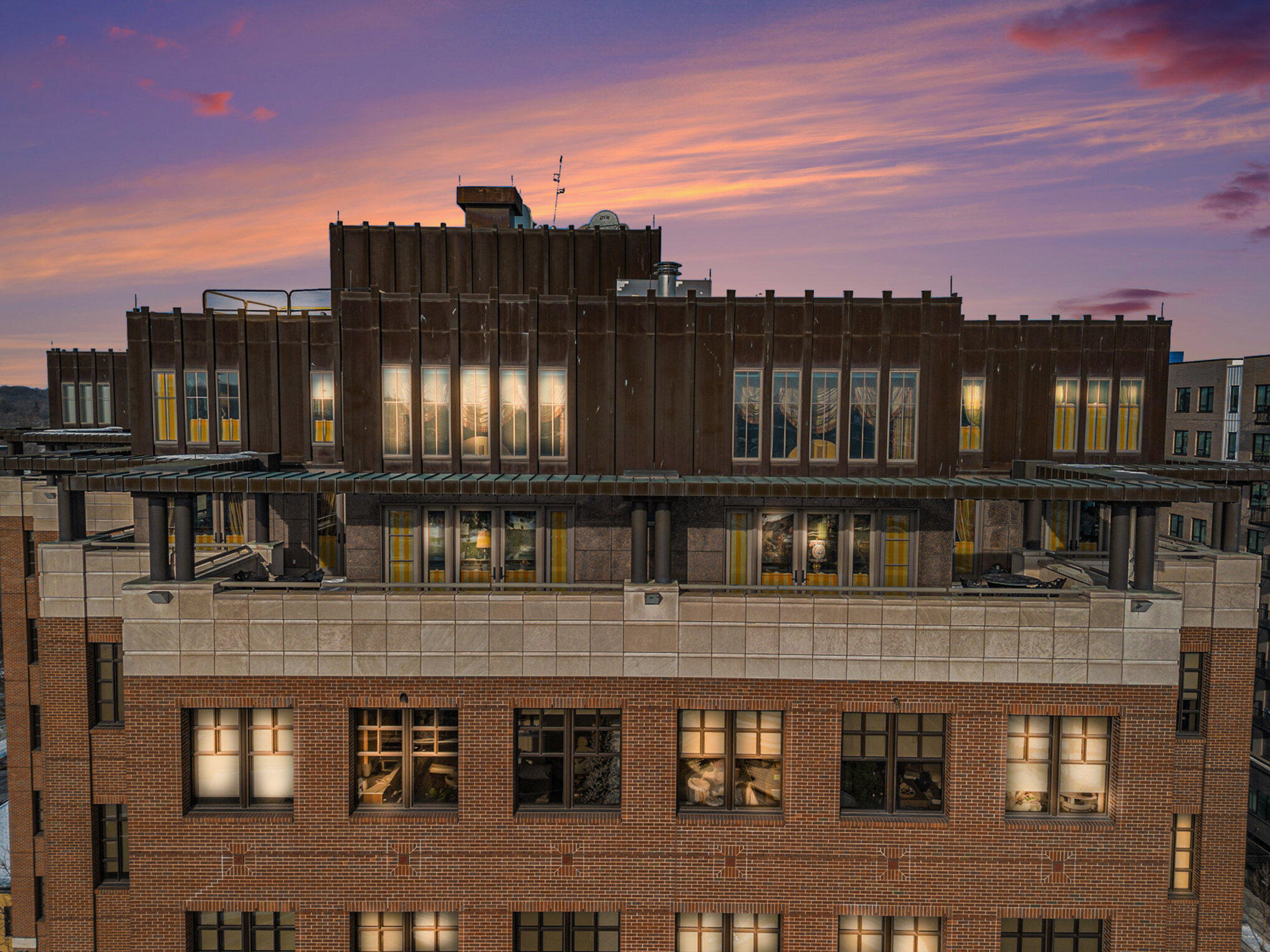 414 S Main Street 10