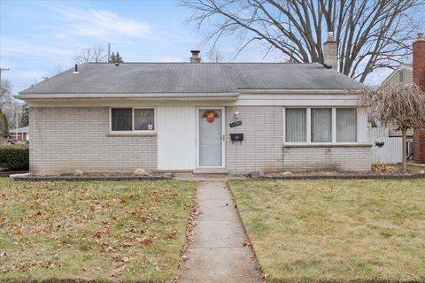 35980 Carlisle Street Clinton Charter Township MI 48035