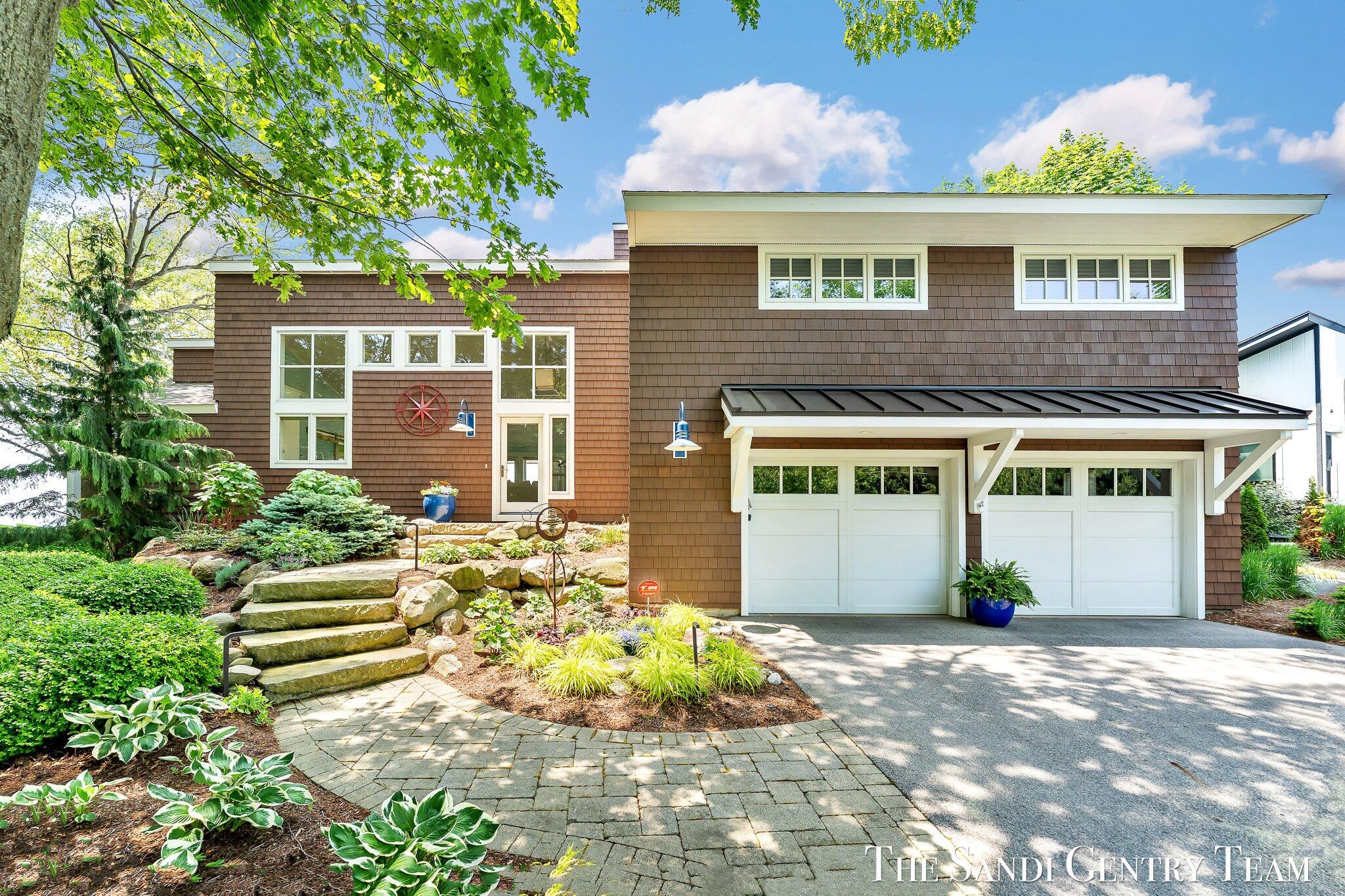 4347 Lakes Edge Drive
