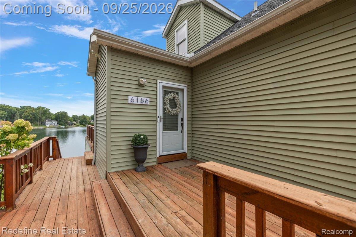 6186 Fonda Lake Drive