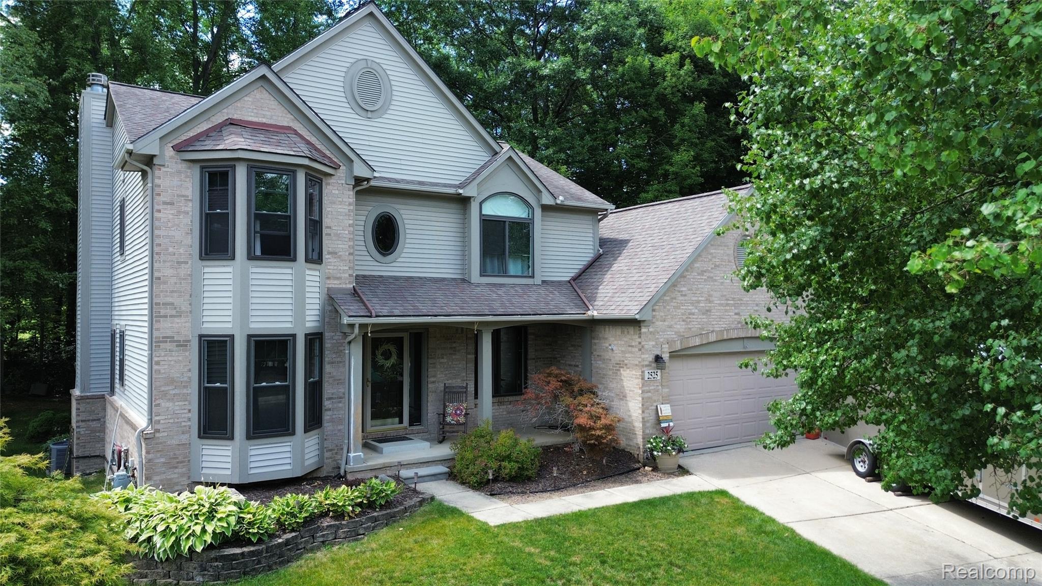 2525 Baltusrol Court