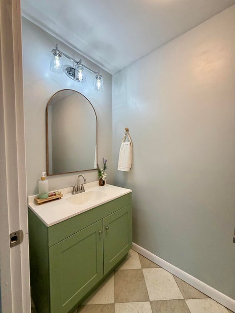 Tiny photo for 404 W Court Street, Ludington City, MI 49431 (MLS # 67026045999)