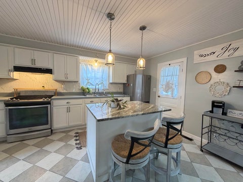 Tiny photo for 404 W Court Street, Ludington City, MI 49431 (MLS # 67026045999)