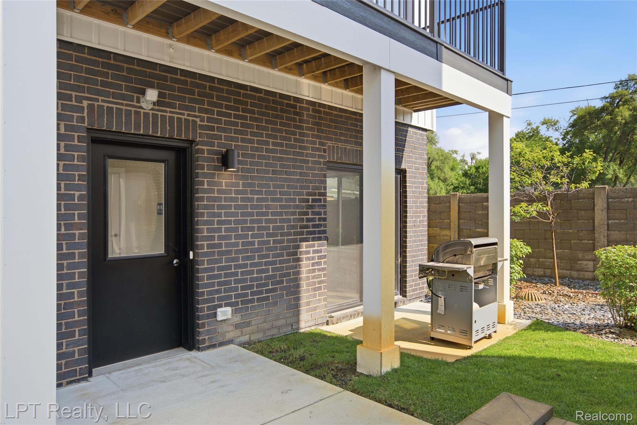 8130 Allor Landing