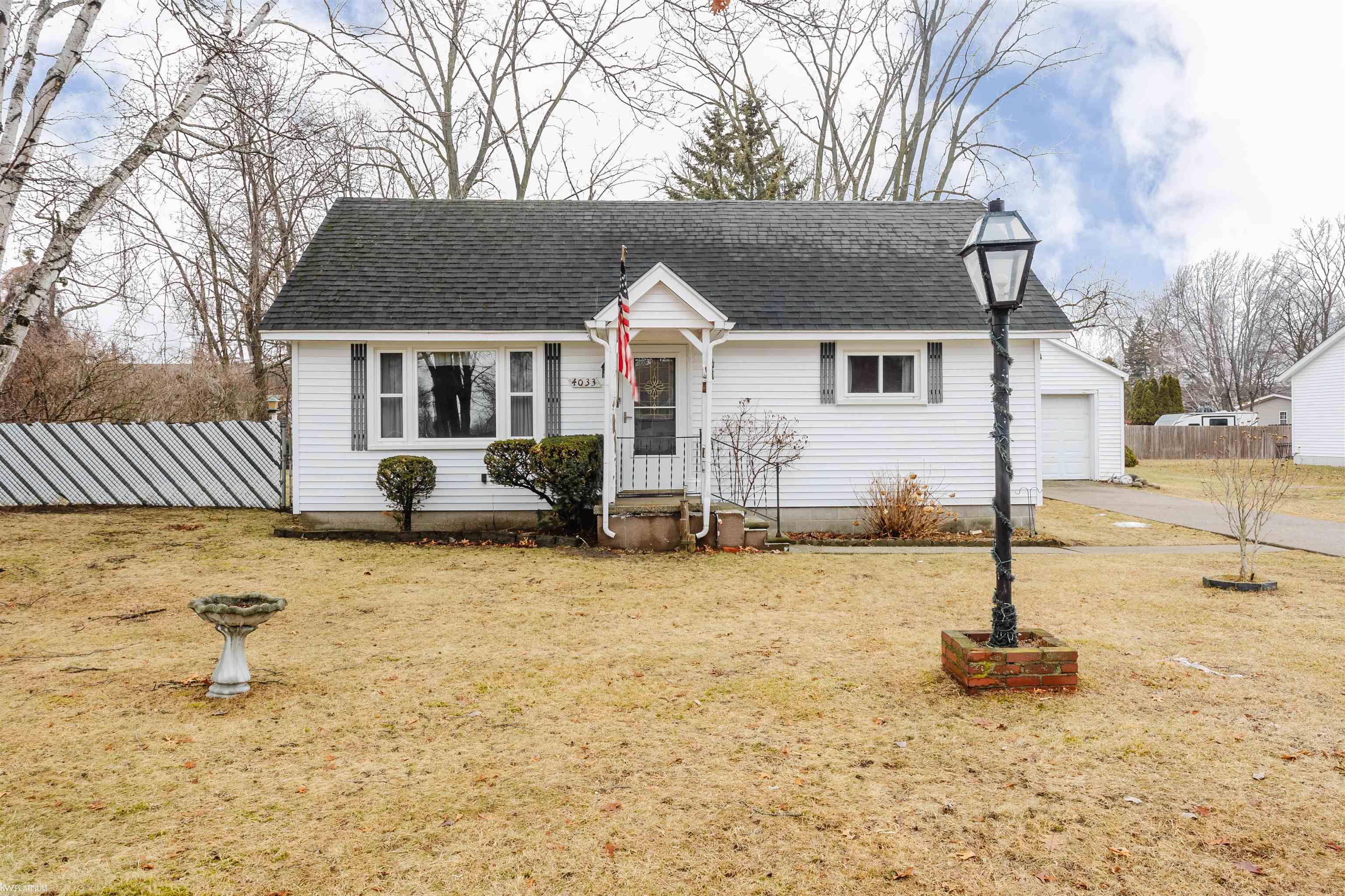 4033 Helen Avenue