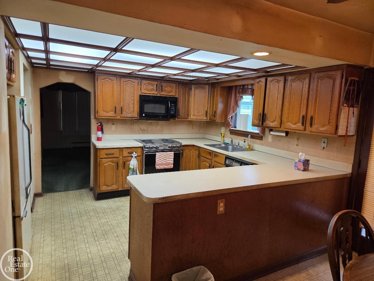 38777 Lakeshore Drive