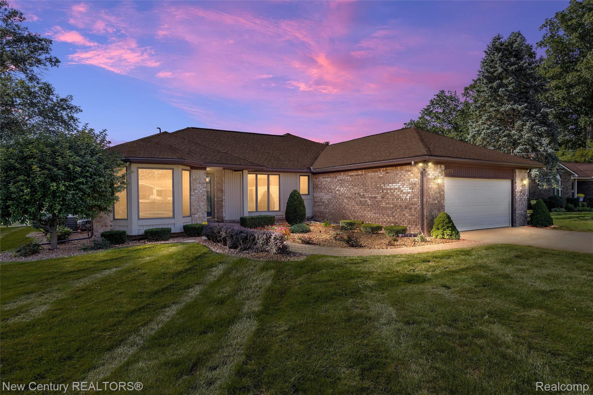 4071 Chevron Drive