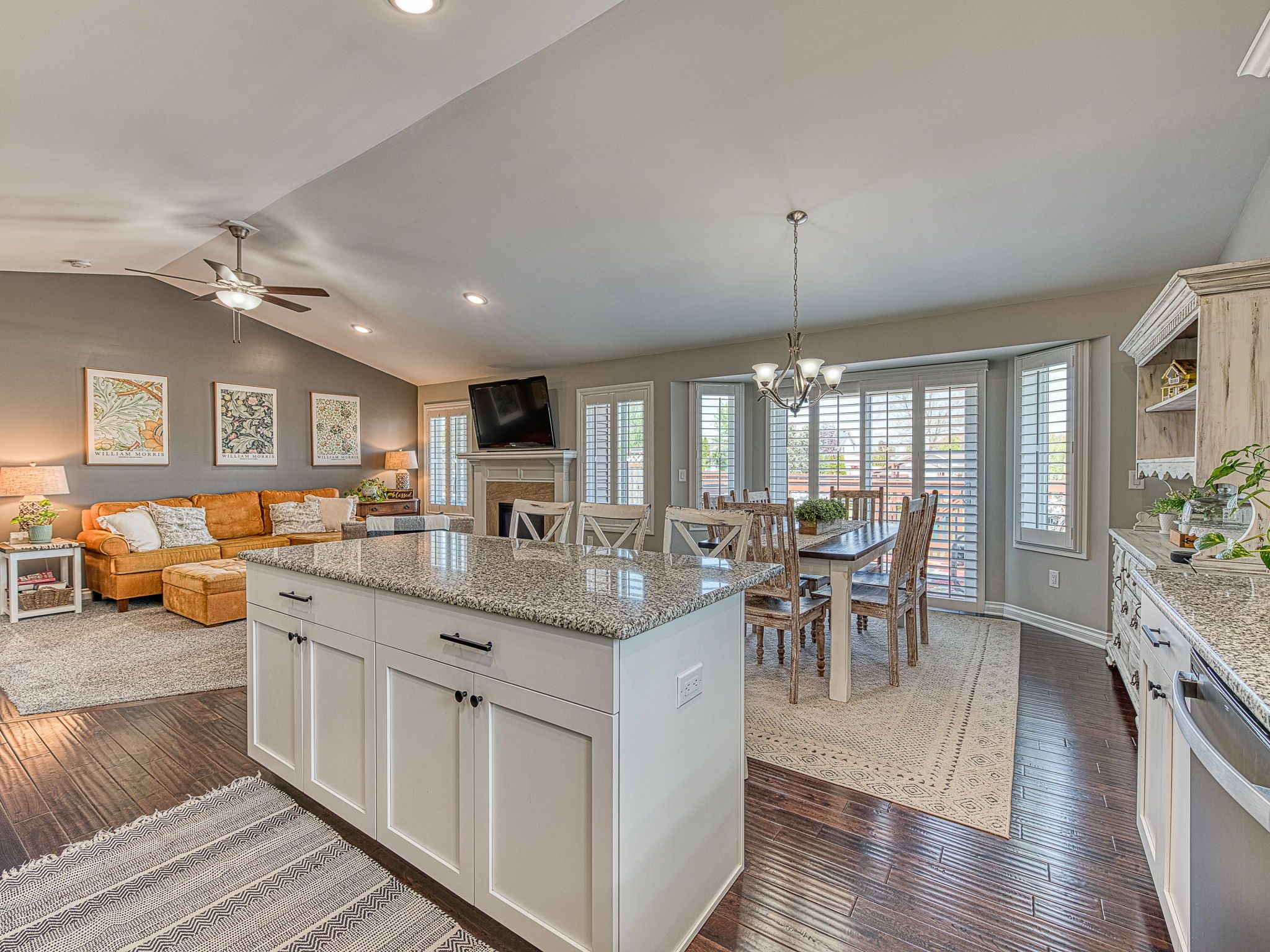 1510 WIND DANCER Trail